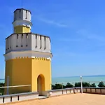 Sir David Balaton Castle