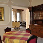 Sir David Balaton Castle Alpehytte *
