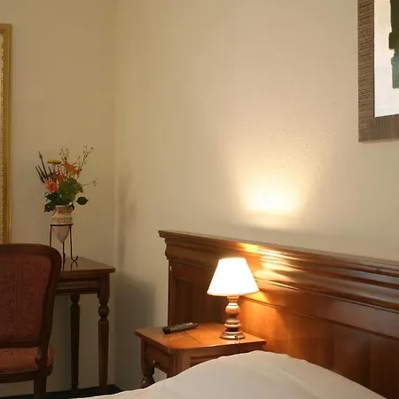 Chalet Sir David Balaton Castle Balatonszepezd