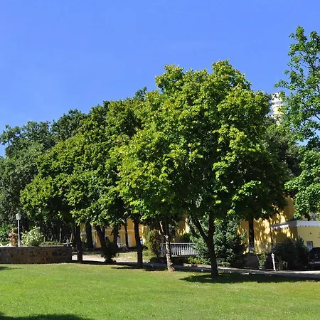 Horská chata Sir David Balaton Castle